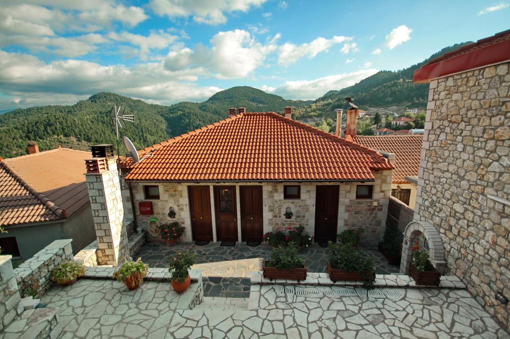 Thea Valtessinikou Hotel Exterior foto